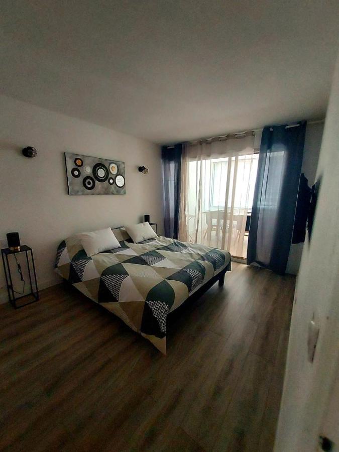 Appartement T3 Plein Centre Ville Le Lavandou Eksteriør bilde