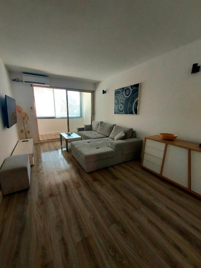 Appartement T3 Plein Centre Ville Le Lavandou Eksteriør bilde